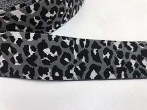Blød elastik - 4 cm - leopard i grå